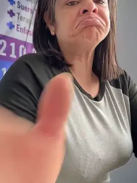 Snapshot of NATHALIA-28_ chatting on November 2, 1:38 pm NATHALIA-28 online show from November 2, 1:38 pm