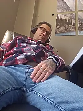 dadbod1178 online show from February 20, 7:41 pm