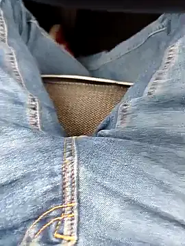 ManuRod1981 online show from February 6, 1:51 pm