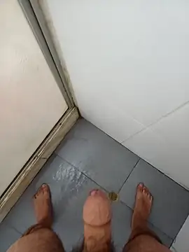 Snapshot of ManuRod1981 chatting on December 27, 4:21 pm ManuRod1981 online show from December 27, 4:21 pm