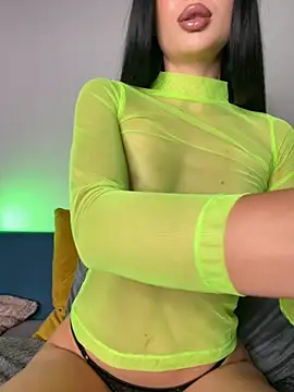Snapshot of IvyKaelani chatting on September 16, 4:19 pm IvyKaelani online show from September 16, 4:19 pm