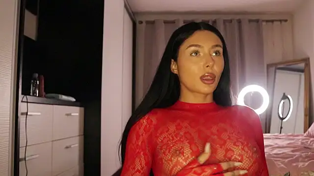 IvyKaelani online show from April 4, 5:41 pm