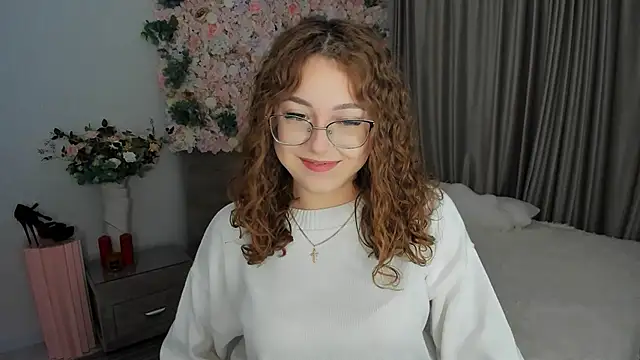 SereneFlame online show from September 25, 4:02 pm