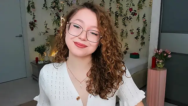 SereneFlame online show from March 22, 10:06 am