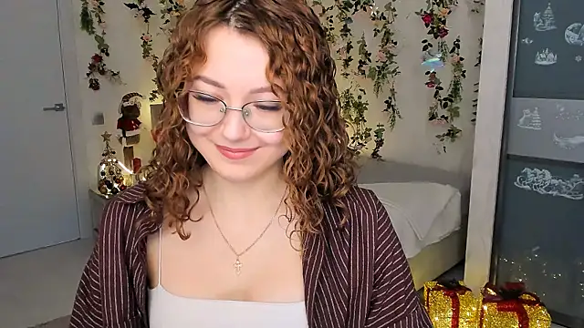 SereneFlame online show from December 14, 10:10 am