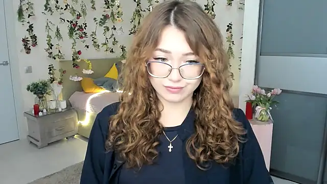 SereneFlame online show from June 2, 10:04 am