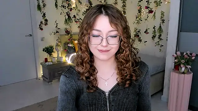 SereneFlame online show from April 29, 4:11 pm