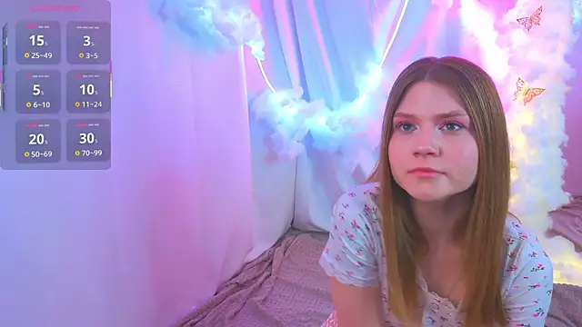 AlisiaSpinnet  online show from October 1, 5:17 pm