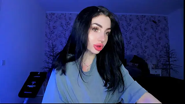 Snapshot of NancyLovee_ chatting on February 22, 3:35 pm NancyLovee online show from February 22, 3:35 pm