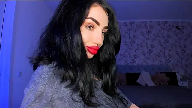 Snapshot of NancyLovee_ chatting on June 4, 7:51 pm NancyLovee online show from June 4, 7:51 pm