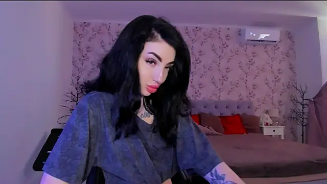 Snapshot of NancyLovee_ chatting on June 30, 11:21 am NancyLovee online show from June 30, 11:21 am