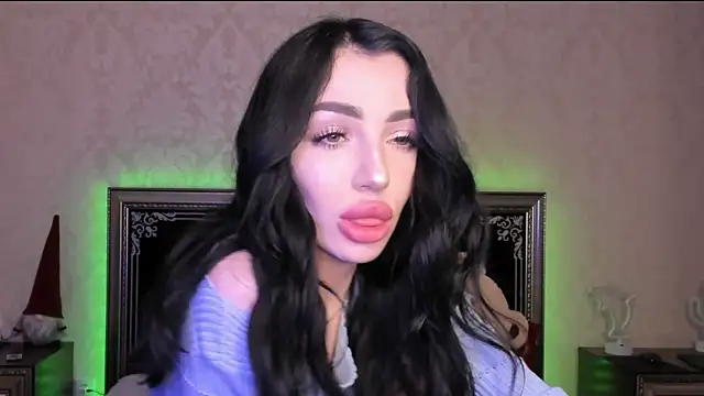 Snapshot of NancyLovee_ chatting on March 20, 9:46 pm NancyLovee online show from March 20, 9:46 pm