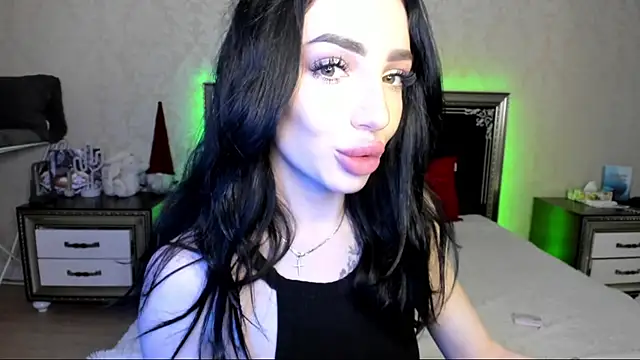 Snapshot of NancyLovee_ chatting on February 24, 7:52 pm NancyLovee online show from February 24, 7:52 pm