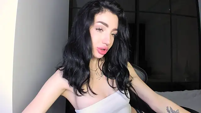 Snapshot of NancyLovee_ chatting on October 17, 7:04 pm NancyLovee online show from October 17, 7:04 pm