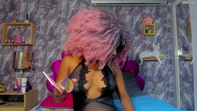 EMMAPARISS online show from March 30, 12:06 pm