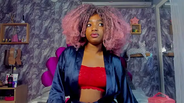 EMMAPARISS online show from March 25, 12:04 pm