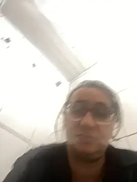 gloria7v05 online show from March 1, 6:19 pm