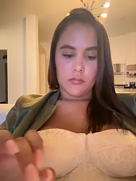 Snapshot of LexyRobert chatting on September 27, 1:34 am LexyRobert online show from September 27, 1:34 am
