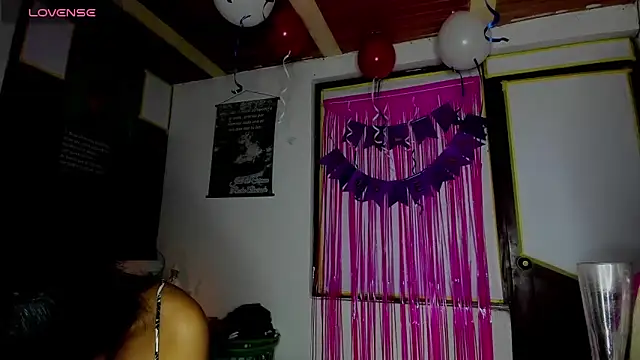 Nenita Hot  online show from September 25, 3:56 am