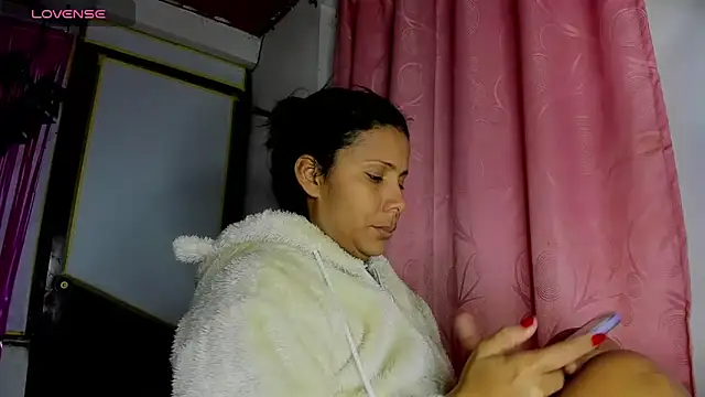 Nenita Hot  online show from September 24, 3:24 am