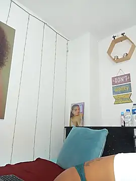 gianna smith online show from March 27, 2:53 am