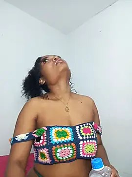 gianna smith online show from May 8, 6:39 am