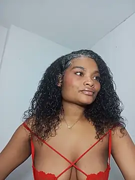 gianna smith online show from May 17, 1:05 am