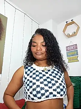 Snapshot of gianna_smith chatting on October 30, 10:06 pm gianna smith online show from October 30, 10:06 pm