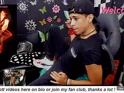 MikeRose94 online show from October 10, 7:47 pm