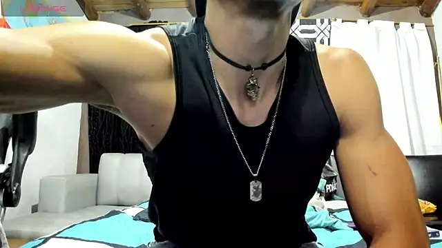 MikeRose94 online show from May 24, 12:21 am