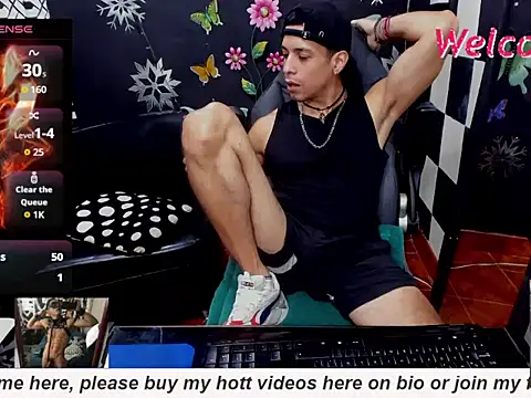 MikeRose94 online show from October 8, 6:30 pm