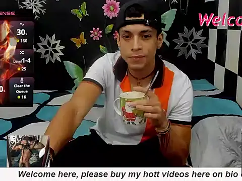 MikeRose94 online show from October 20, 10:43 pm