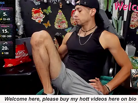 MikeRose94 online show from January 12, 6:58 pm