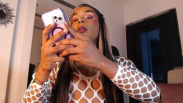 mistressbigcock777 online show from October 26, 5:30 am