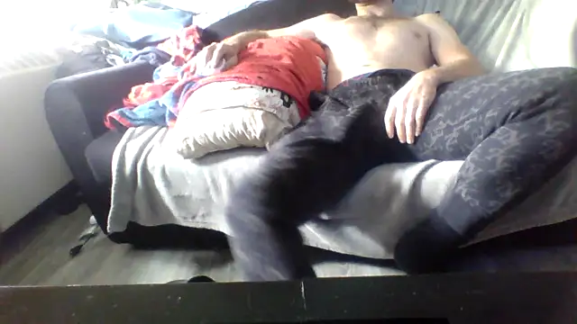 maccdaddy87 online show from September 18, 4:43 pm