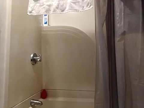 maccdaddy87 online show from December 21, 3:08 am