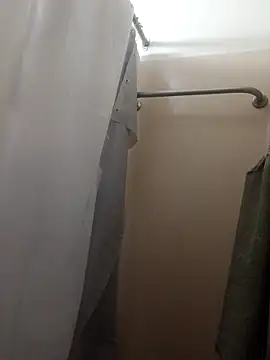 maccdaddy87 online show from February 7, 1:24 am