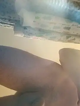 maccdaddy87 online show from May 20, 1:57 am