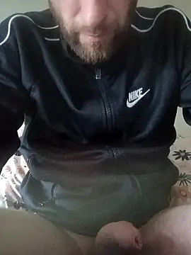 maccdaddy87 online show from May 24, 1:44 pm