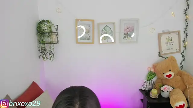 megan 29 online show from June 16, 1:27 am