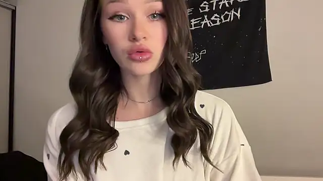 ur molly online show from November 18, 12:08 pm