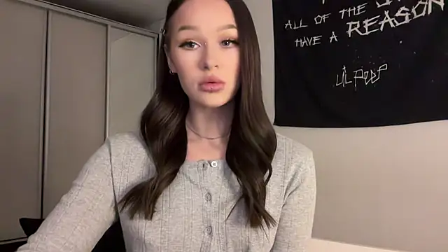 ur molly online show from November 28, 11:32 am