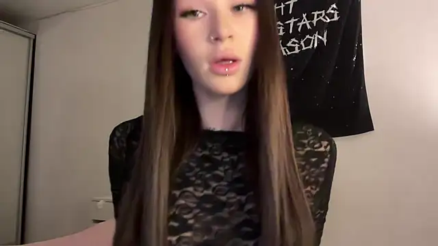 ur molly online show from April 3, 12:50 am