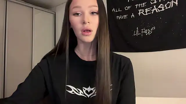 ur molly online show from February 25, 3:34 pm