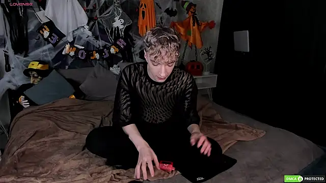 TrevorBenson online show from November 1, 6:08 am