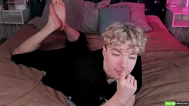 TrevorBenson online show from November 14, 3:10 am