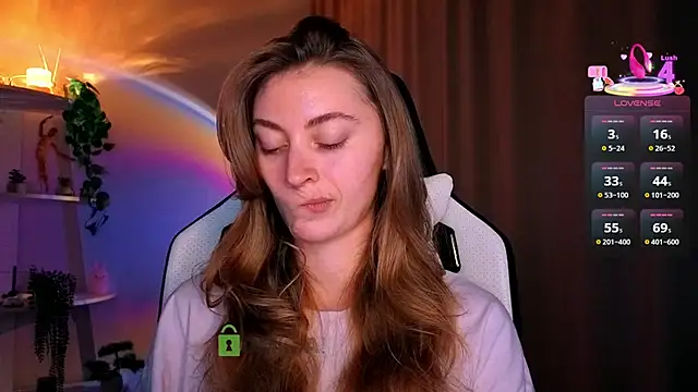 lady curls online show from March 23, 9:58 pm