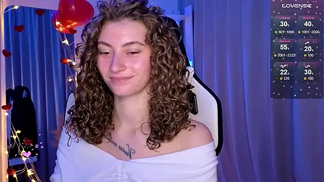 lady curls online show from February 17, 11:33 pm