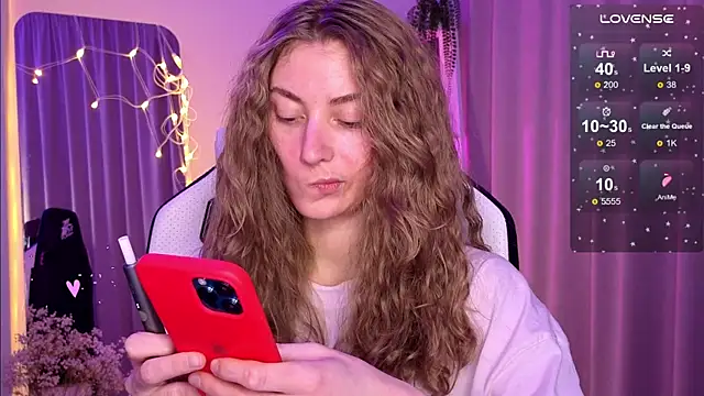 lady curls online show from March 22, 7:20 pm