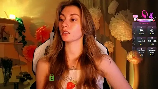 lady curls online show from April 3, 9:43 pm